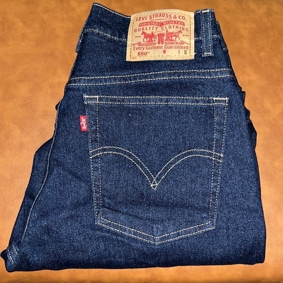 Levi’s Vintage 550 size 10R - Picture 3 of 16